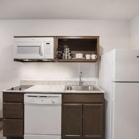 Woodspring Suites Detroit マディソン・ハイツ エクステリア 写真