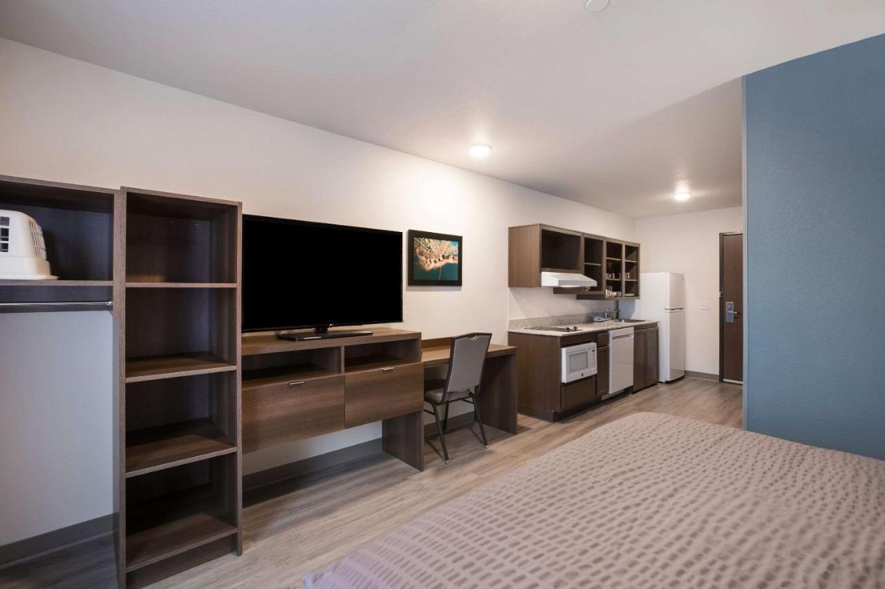 Woodspring Suites Detroit マディソン・ハイツ エクステリア 写真