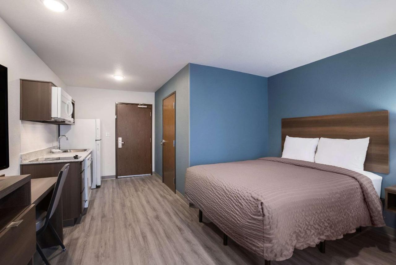 Woodspring Suites Detroit マディソン・ハイツ エクステリア 写真