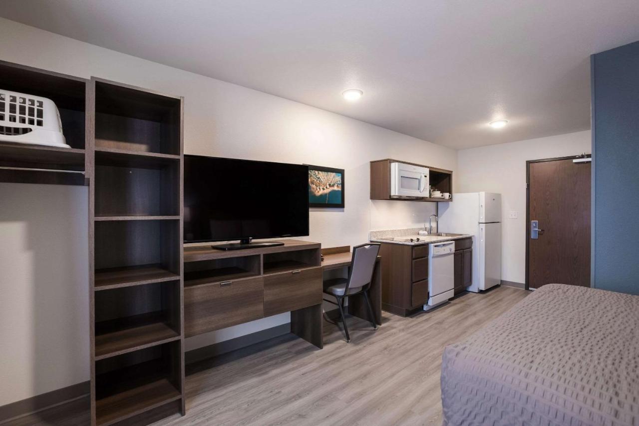 Woodspring Suites Detroit マディソン・ハイツ エクステリア 写真