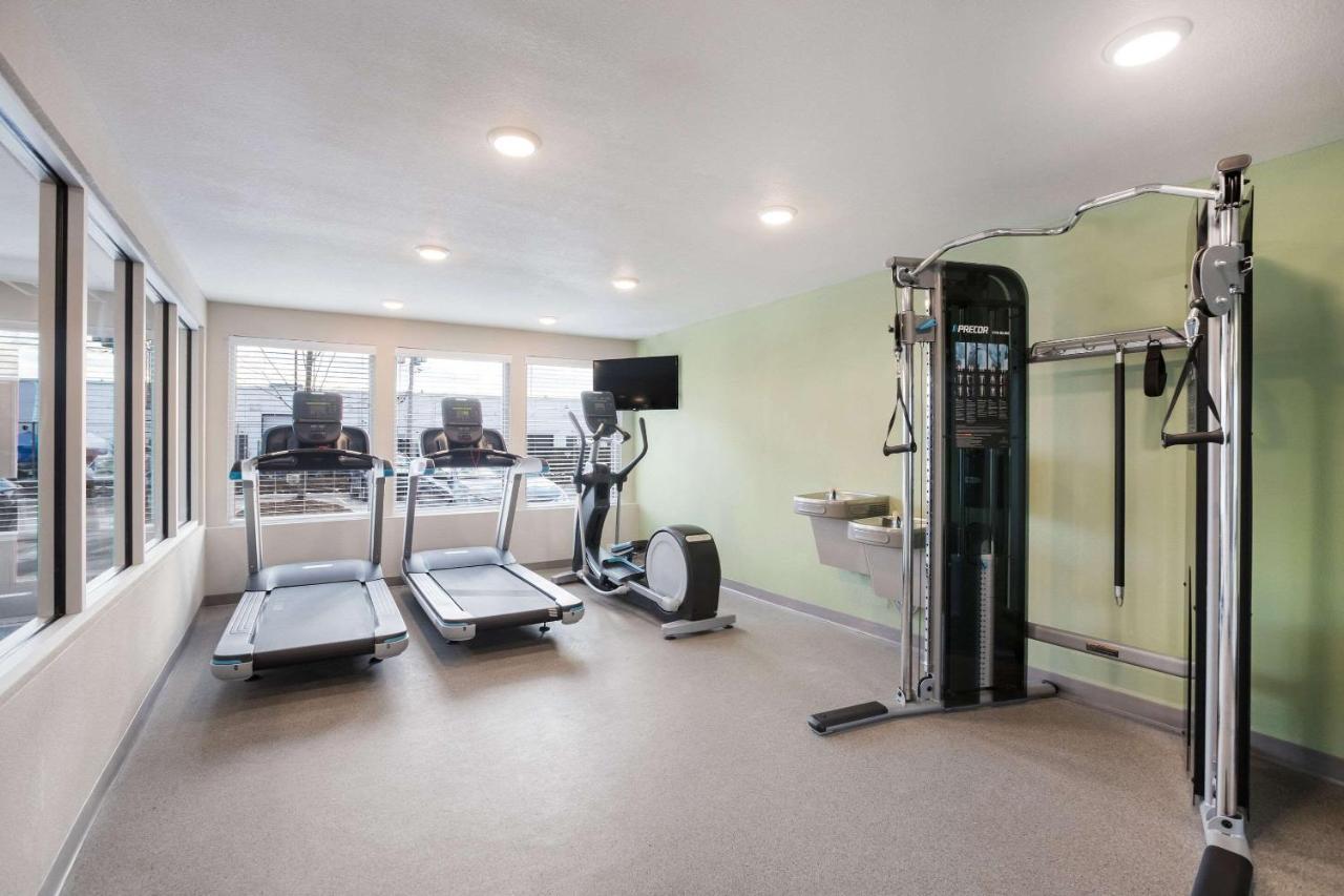 Woodspring Suites Detroit マディソン・ハイツ エクステリア 写真