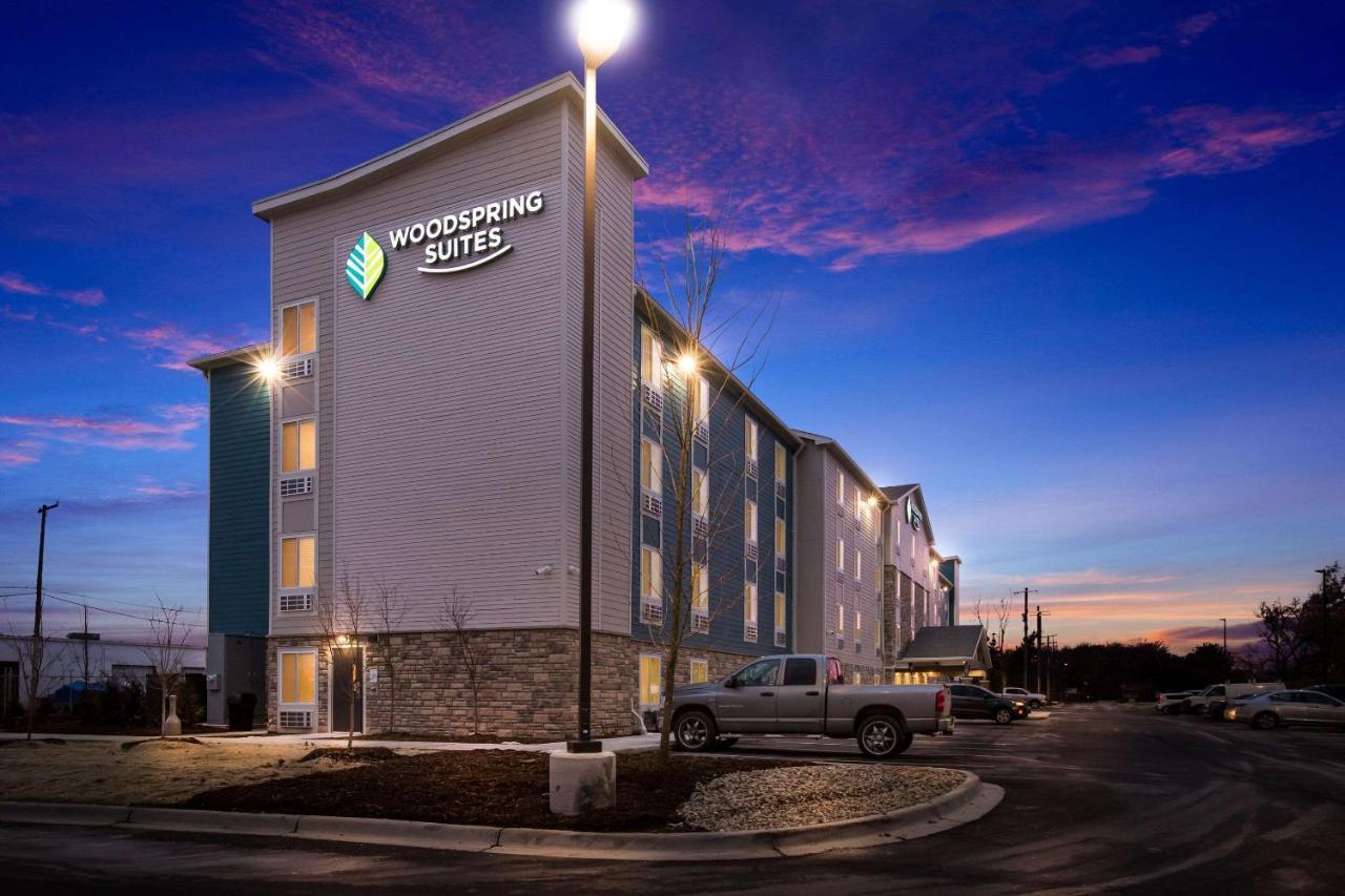 Woodspring Suites Detroit マディソン・ハイツ エクステリア 写真